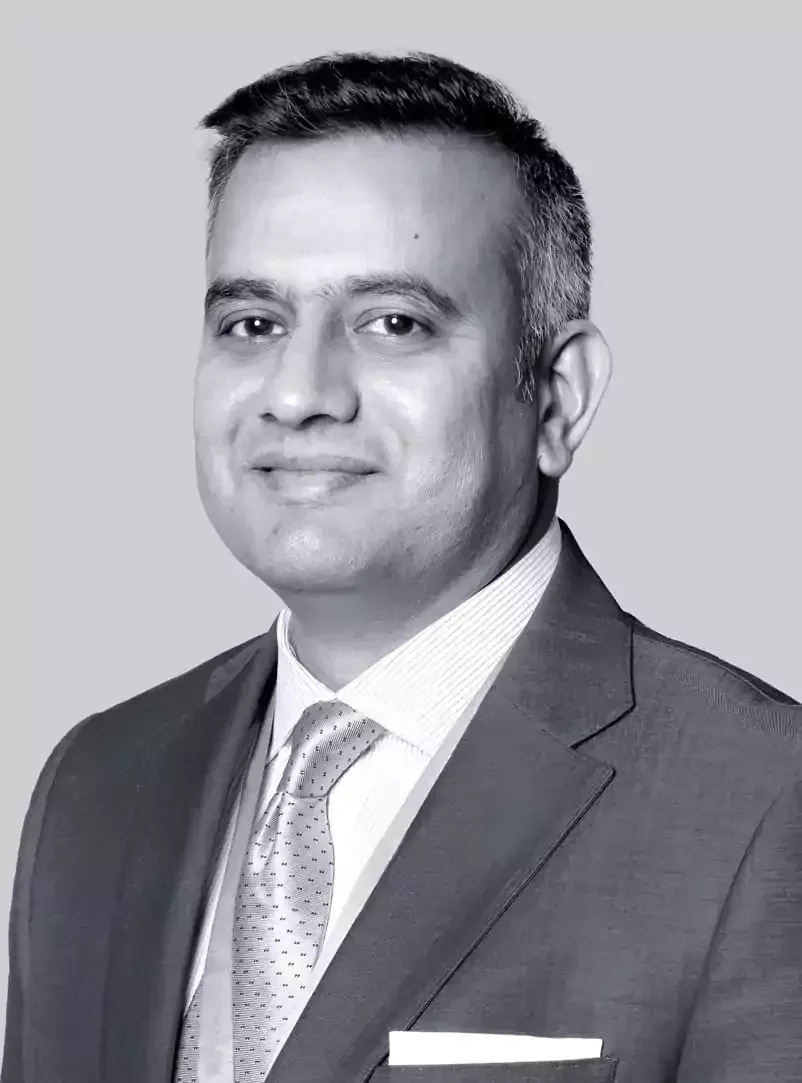 team-member-image